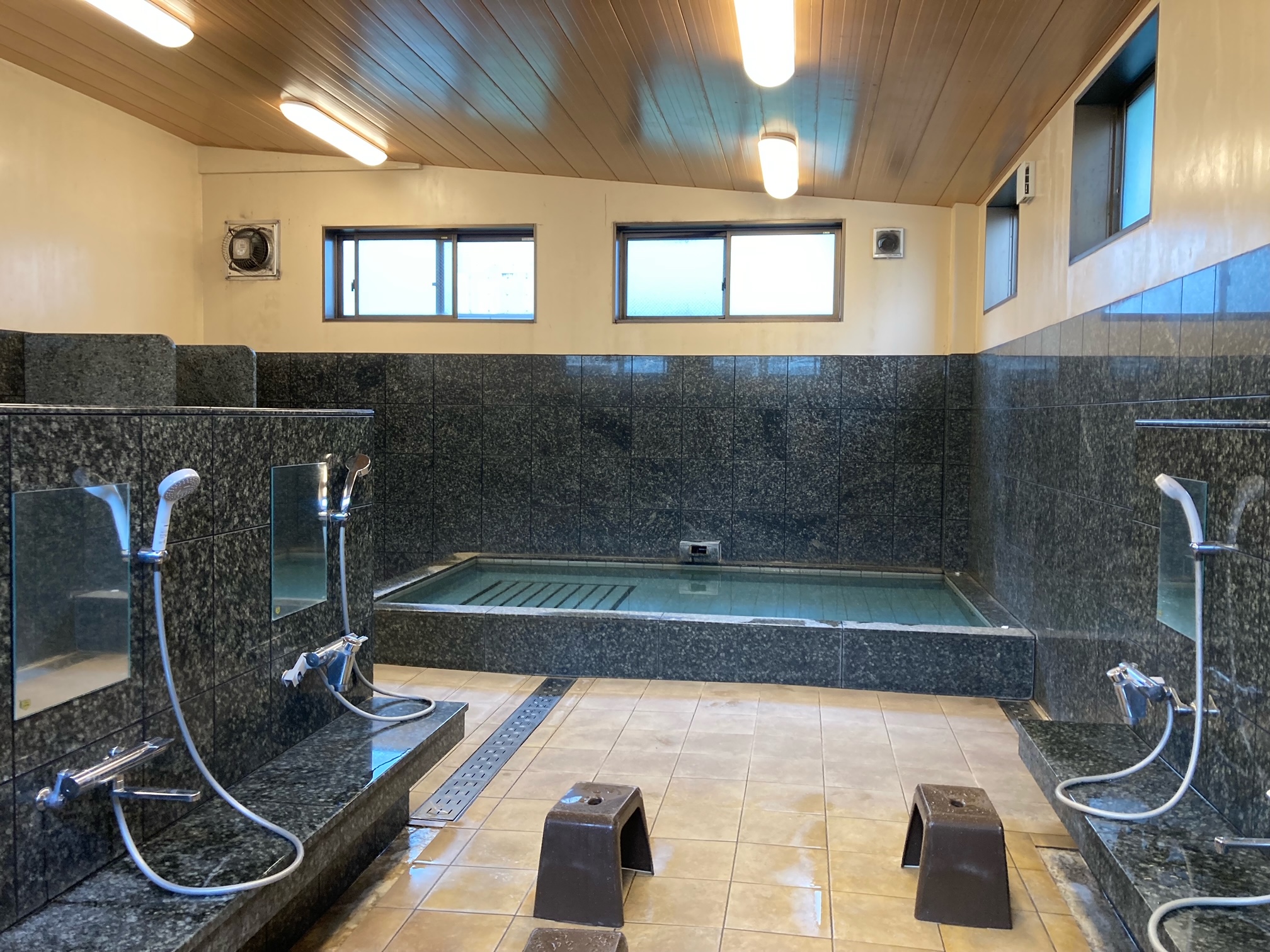 愛知鋼業株式会社の正社員 天井クレーンオペレーターの求人情報イメージ4