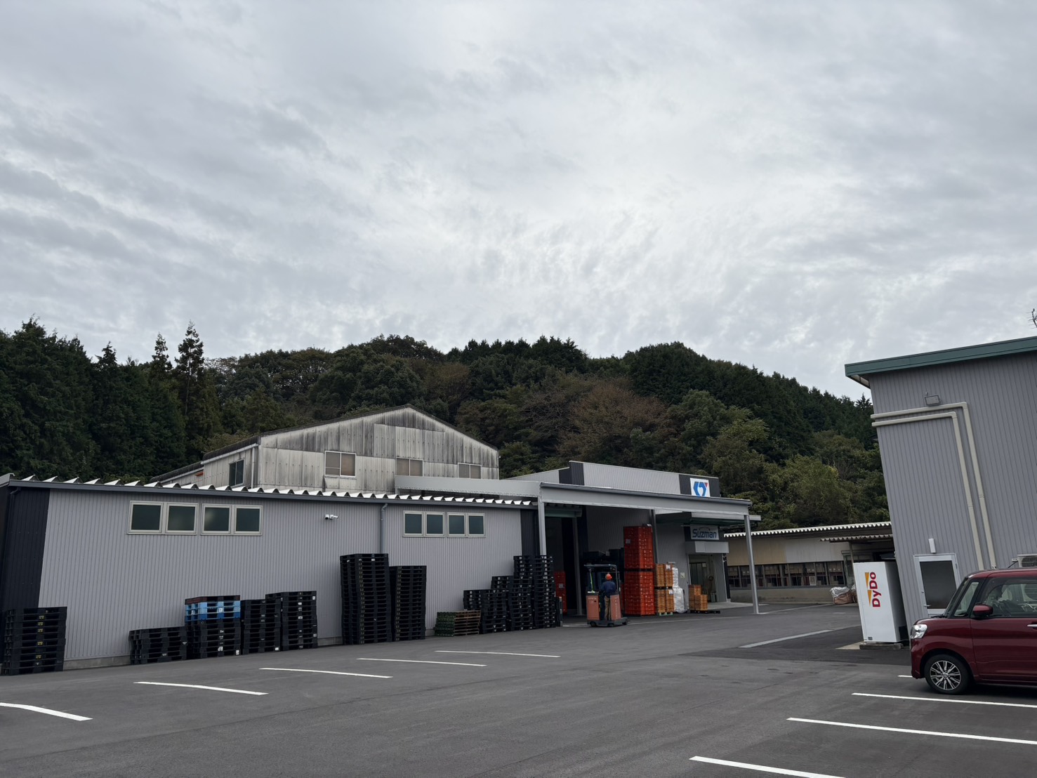 株式会社スズマン化工の正社員 マシンオペレーターの求人情報イメージ3